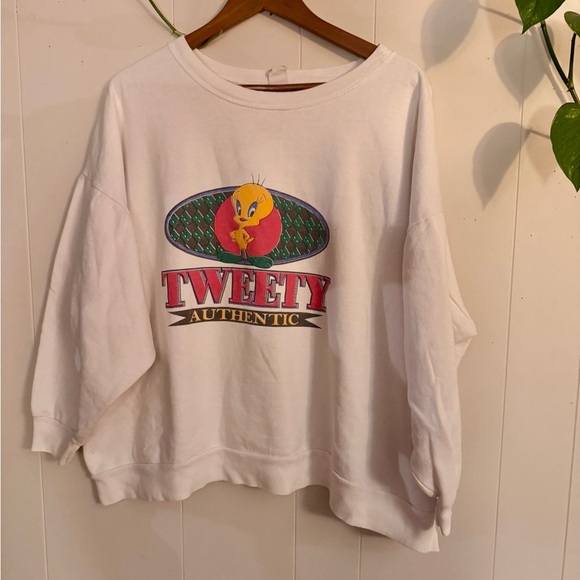 Disney Tops - Disney Mickey White Sweatshirt